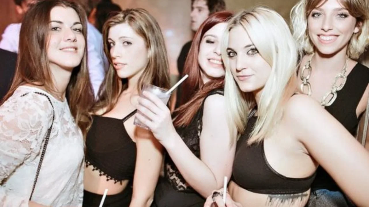 A Night Out in Milan: The Ultimate Guide to the City's Nightlife Scene